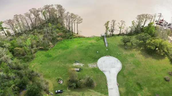 Camelia Ct, Lake Charles, LA 70611