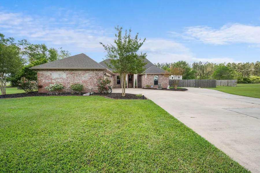 129 Landry Dr, Ragley, LA 70657 - #2