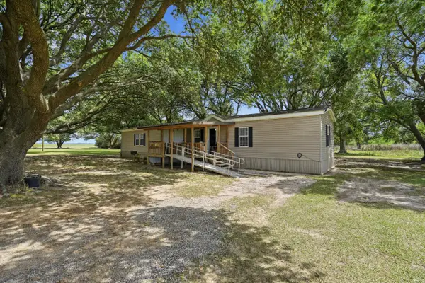 12175 Pine Island, Welsh, LA 70591