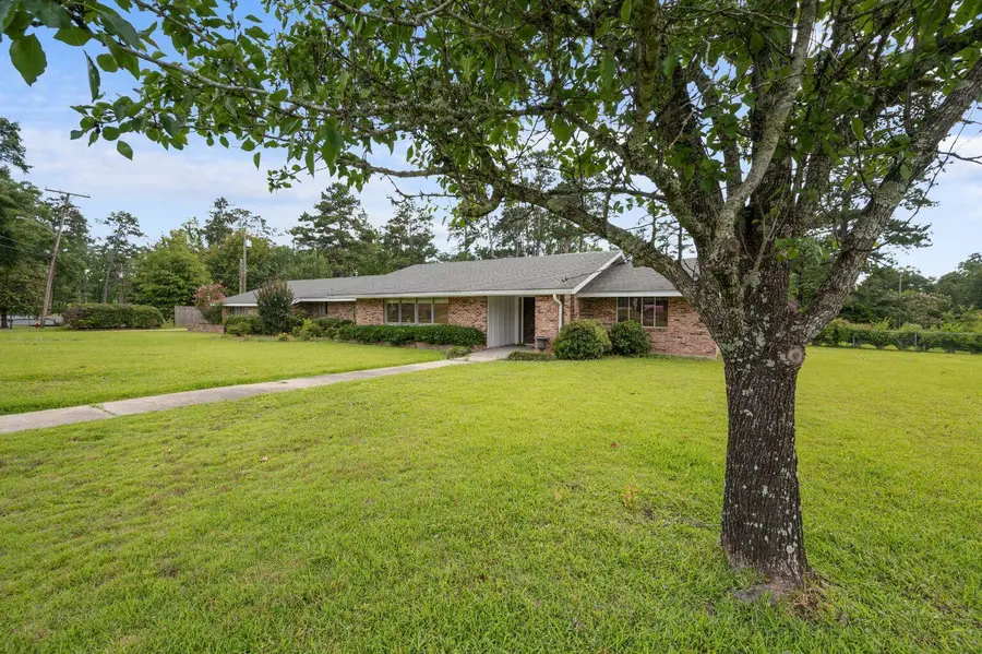501 Davella, Deridder, LA 70634 - #2