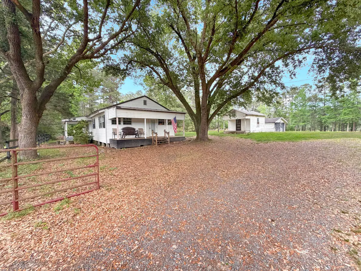 6949 Highway 8, Leesville, LA 71446 - #1