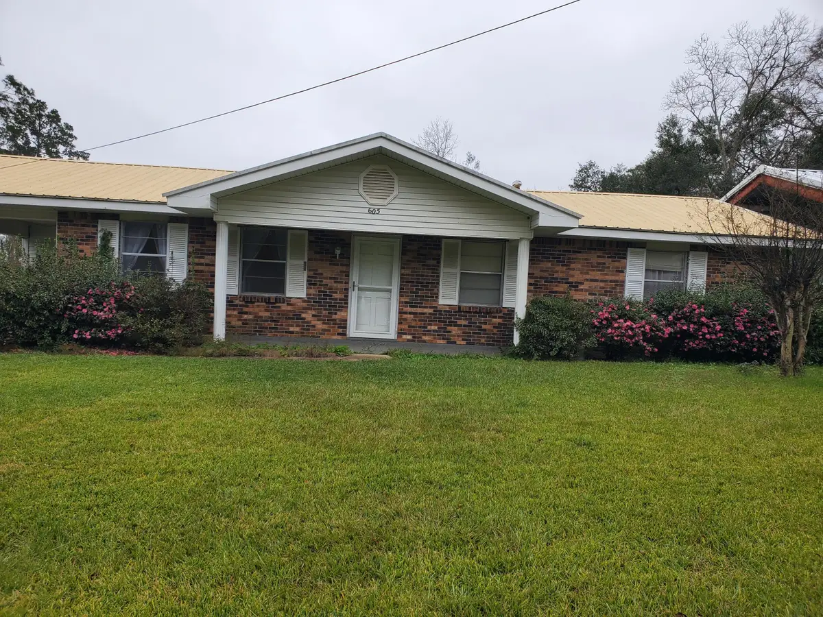 605 Barbara St, Deridder, LA 70634 - Image #1