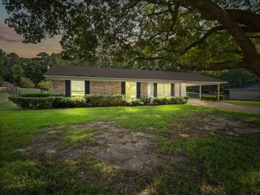 179 Country Club Cir, Leesville, LA 71446 - #2