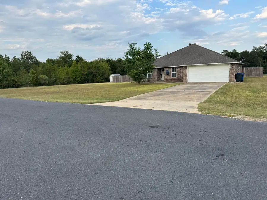 238 Wyatt Dr., Leesville, LA 71446 - #2