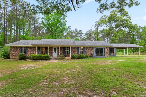 407 Walter Jeanes, Leesville, LA 71446