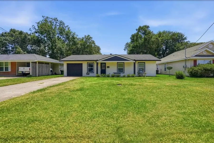 317 Overhill Dr, Lake Charles, LA 70605 - #2