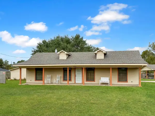 721 S Lightner Ave, Iowa, LA 70647