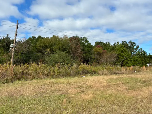 Lake Charles Hwy, Leesville, LA 71446