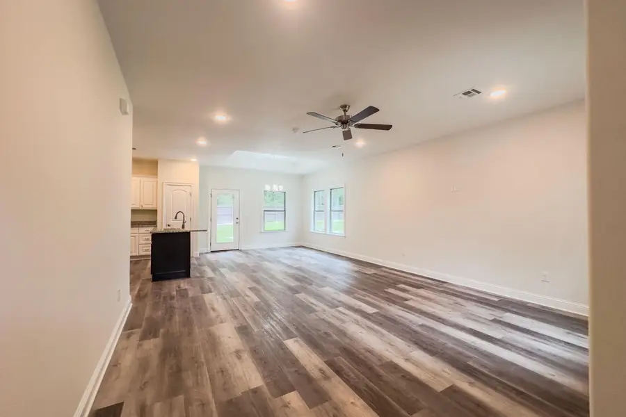 213 Steel Magnolia, Anacoco, LA 71403 - #3