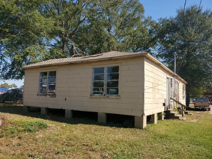 737 Roberts, Deridder, LA 70634 - #3