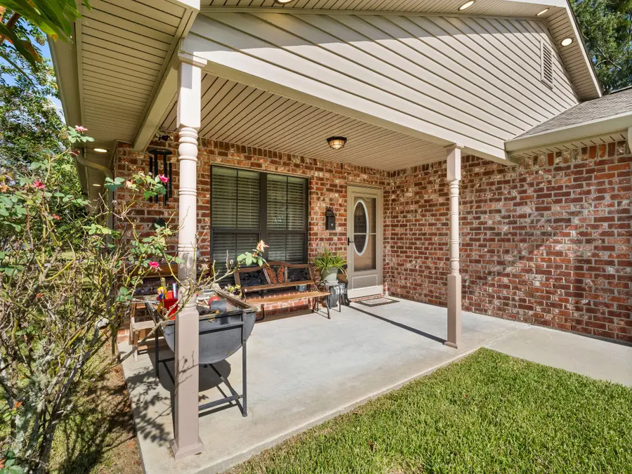 301 N Texas St, Deridder, LA 70634 - #2