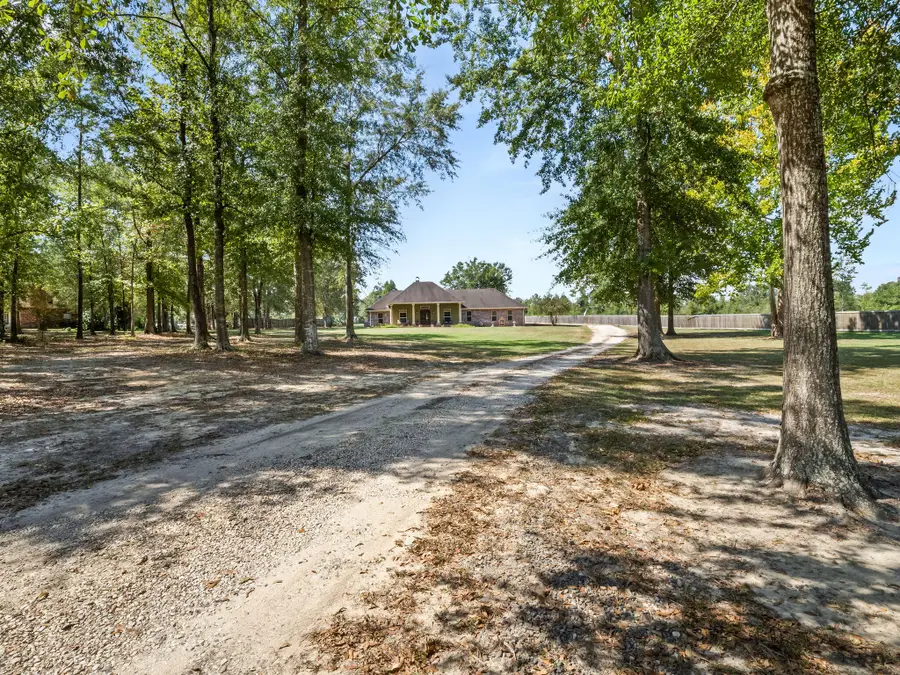 2264 U.s. 171, Deridder, LA 70634 - #2
