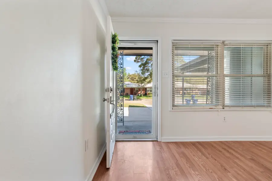 1005 W Union St, Leesville, LA 71446 - #3