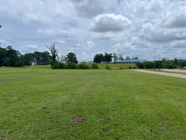 Tbd 10th, Leesville, LA 71446