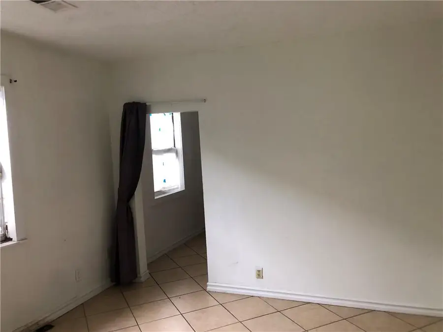 2413 S Derbigny Street, New Orleans, LA 70125 - Image #3