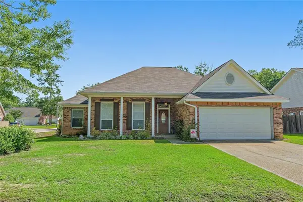 863 Destin Street, Mandeville, LA 70448