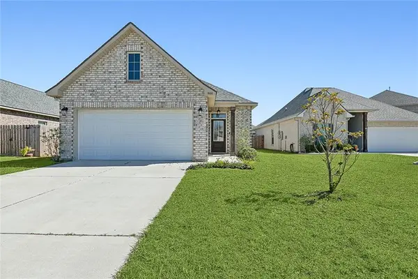 600 Claiborne Trails Drive, Slidell, LA 70458