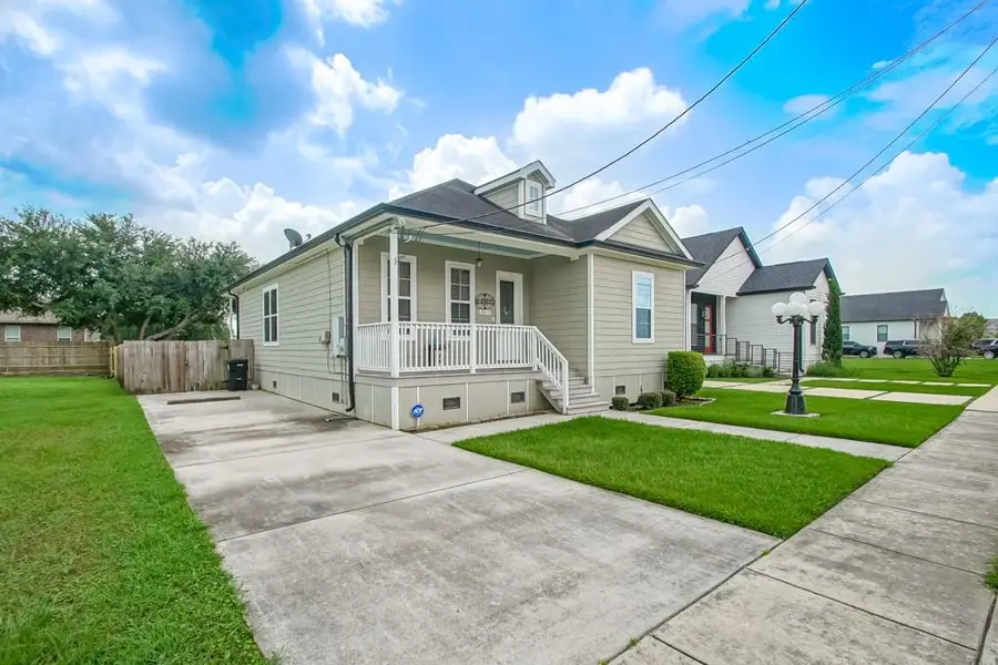 2217 Angela Avenue, Arabi, LA 70032 - #2