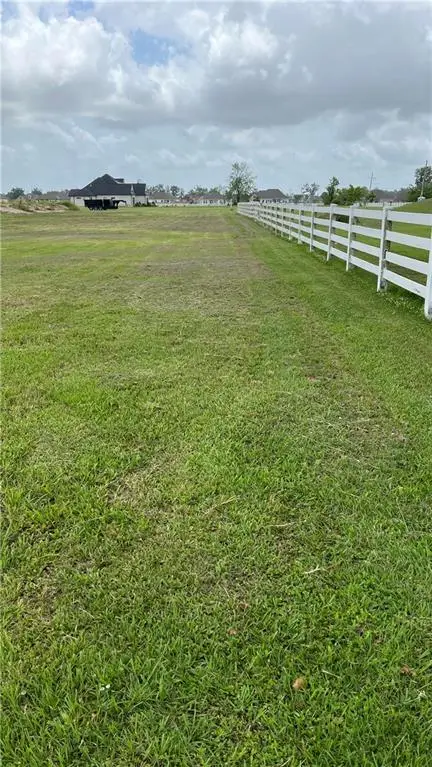 9531 River Road, Waggaman, LA 70094