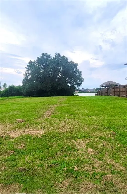 12511 Carmel Place, New Orleans, LA 70128