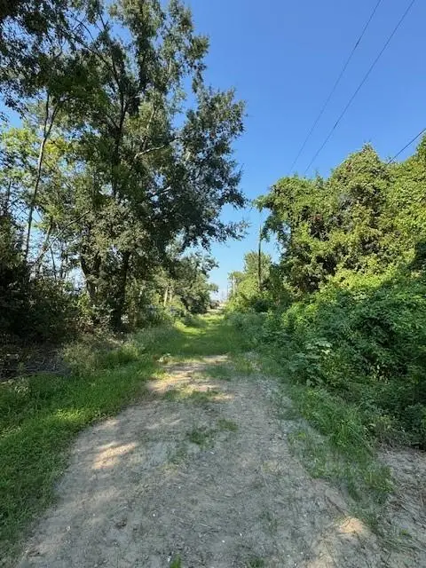 502 E River Oaks Drive, Destrehan, LA 70047 - #2