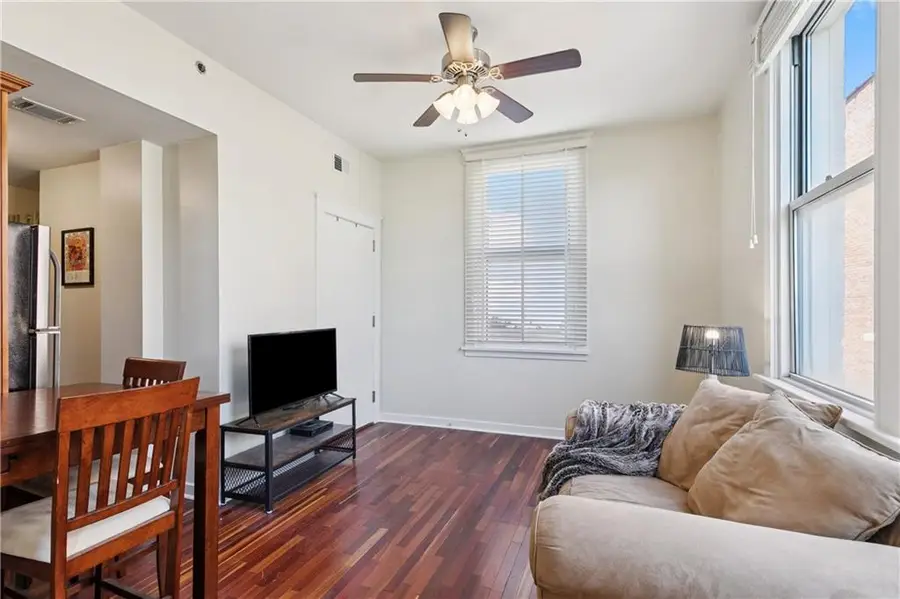 1224 St Charles Avenue #214, New Orleans, LA 70130 - Image #2
