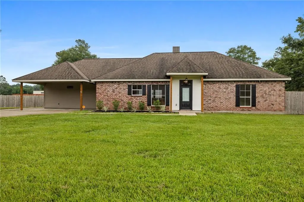 34022 Duff Rd Road, Walker, LA 70785 - Image #1