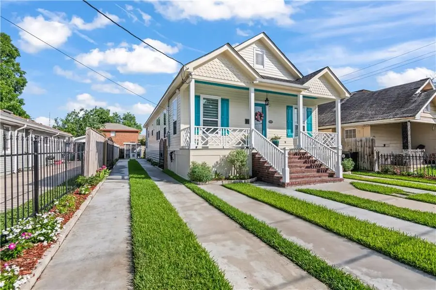 2828 Mistletoe Street, New Orleans, LA 70118 - Image #2