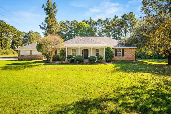 370 Kings Drive, Pineville, LA 71360