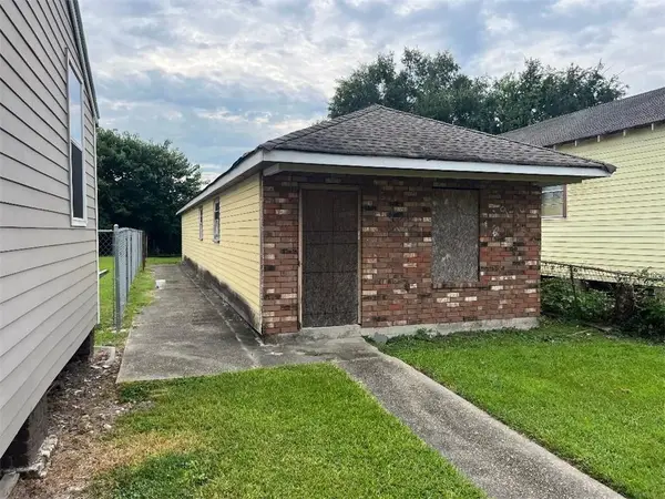 627 Forstall Street, New Orleans, LA 70117