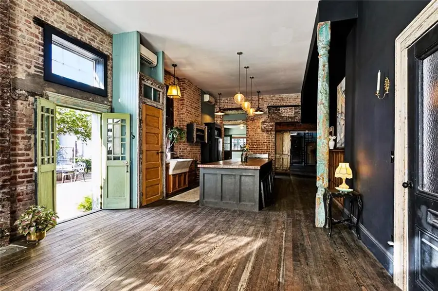 1173 Magazine Street, New Orleans, LA 70130 - Image #3