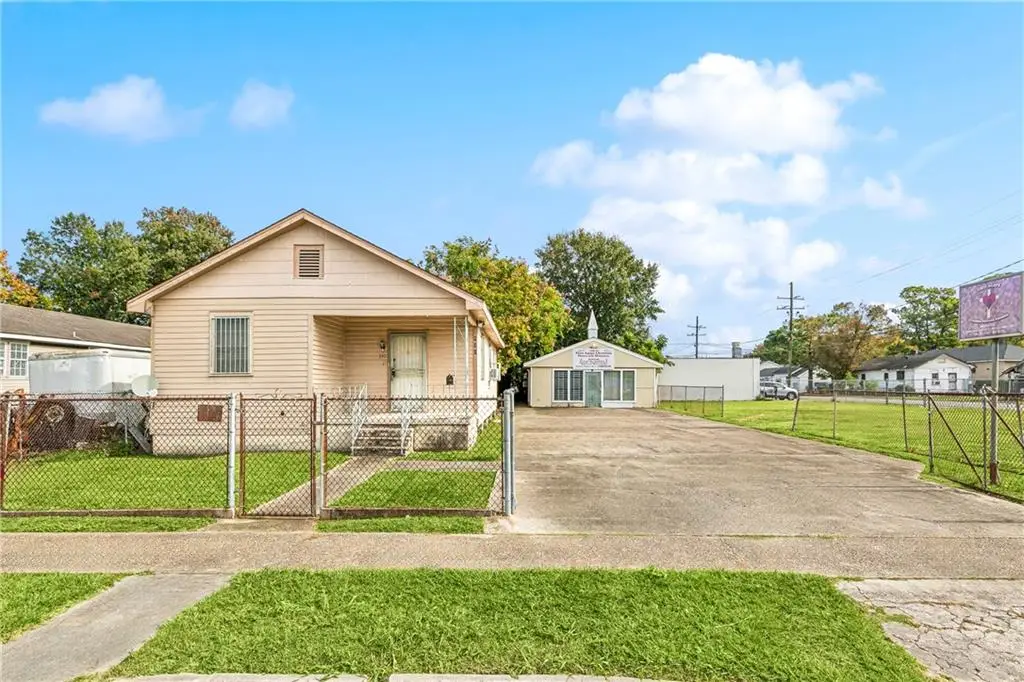930 Thayer Street, New Orleans, LA 70114 - Image #1