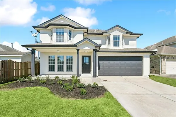 1023 Wyndham N Avenue, Gretna, LA 70056