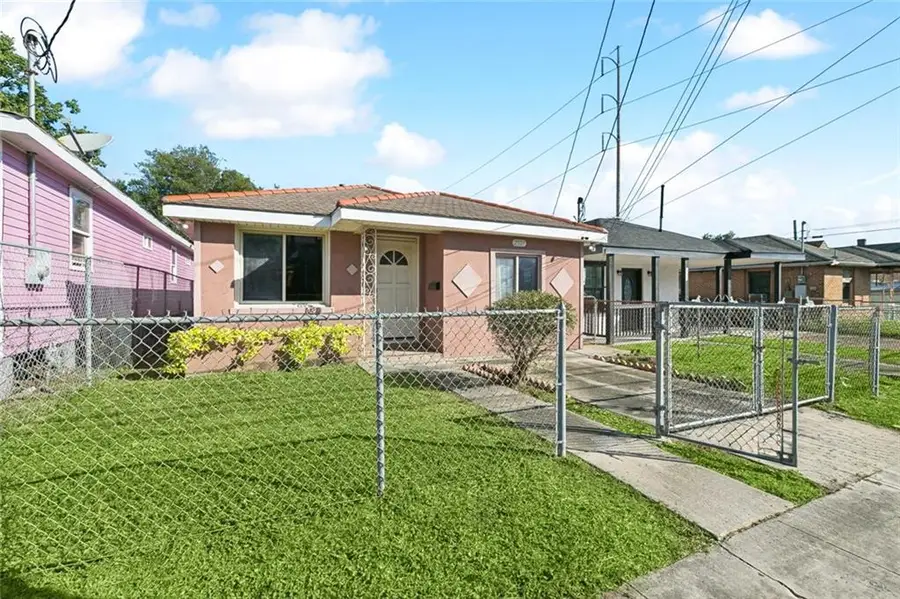 2527 N Prieur Street, New Orleans, LA 70117 - Image #2