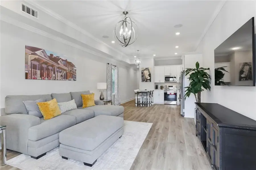 8809 11 Edinburgh Street, New Orleans, LA 70118 - Image #3