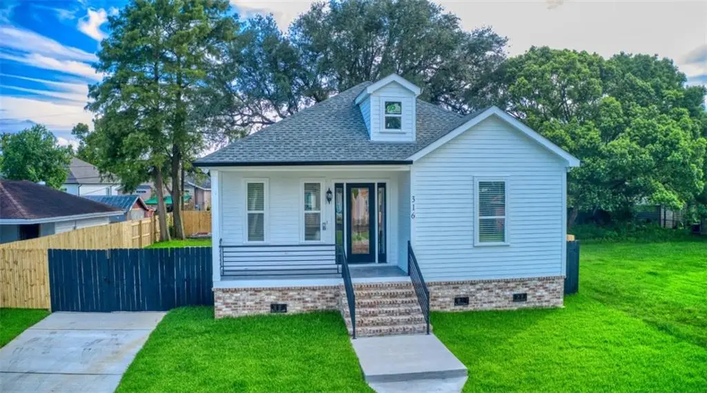 316 Livingston Avenue, Arabi, LA 70032 - Image #1