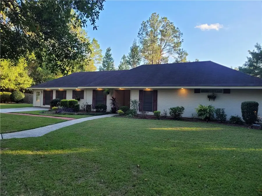 232 Chateau Drive, Slidell, LA 70460 - Image #2