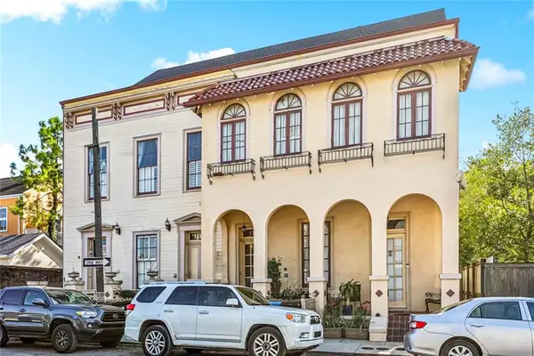 1118 Orange Street #8, New Orleans, LA 70130