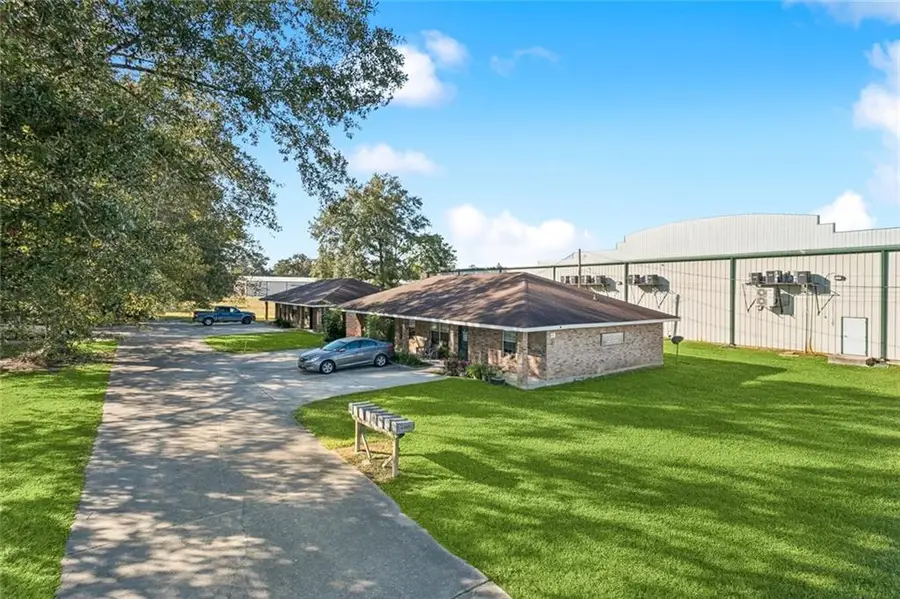 14106 W Club Deluxe Road, Hammond, LA 70403 - Image #3