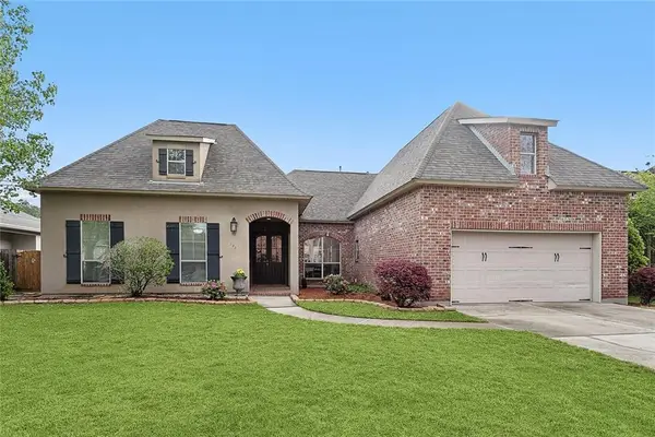 372 Chateau Sonesta Boulevard, Mandeville, LA 70471