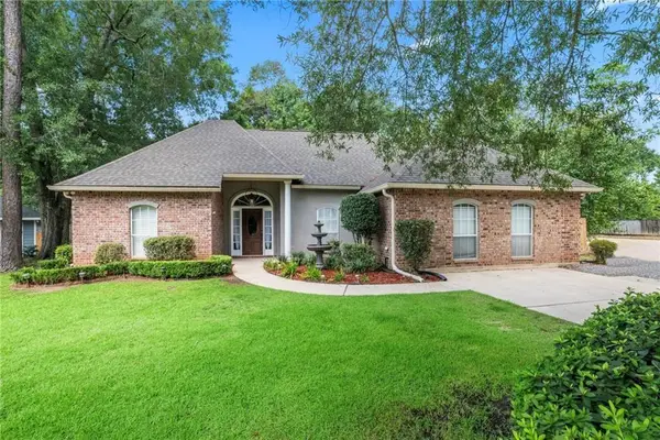 330 Westwood Drive, Mandeville, LA 70471