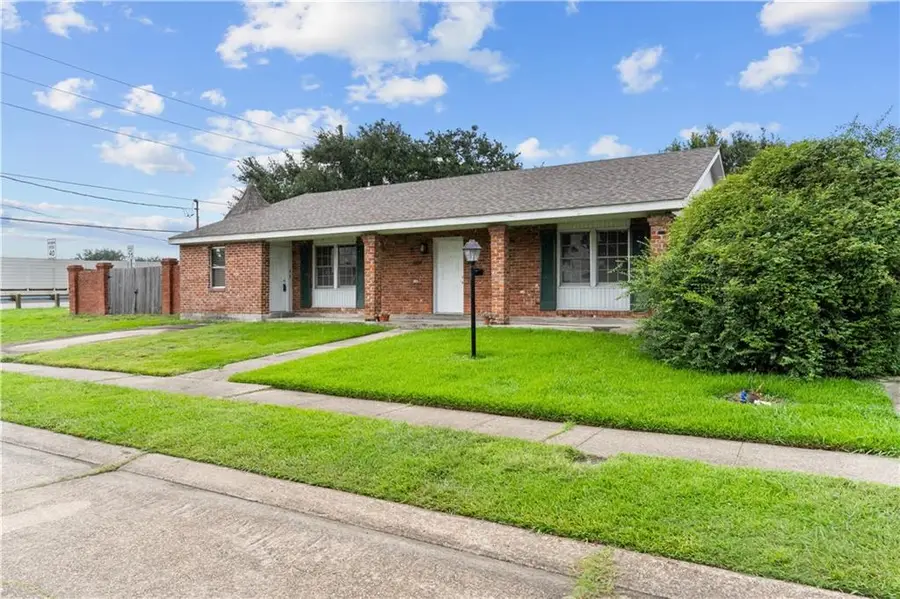 537 Beverly Garden Drive, Metairie, LA 70001 - Image #2