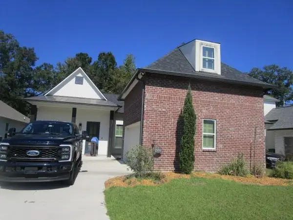 25237 Burlington Drive, Denham Springs, LA 70726