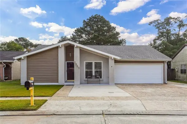 2553 E Catawba Drive, Harvey, LA 70058