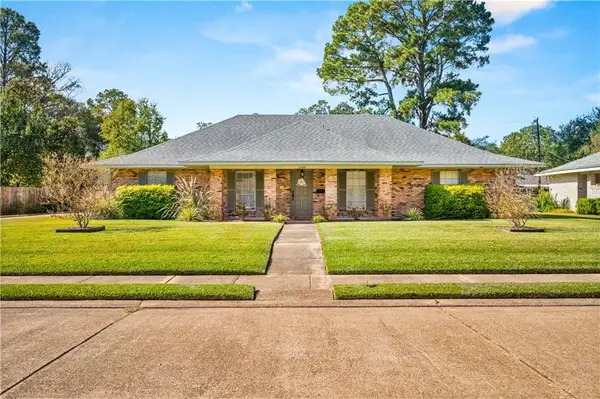 1208 Canterbury Drive, Alexandria, LA 71303