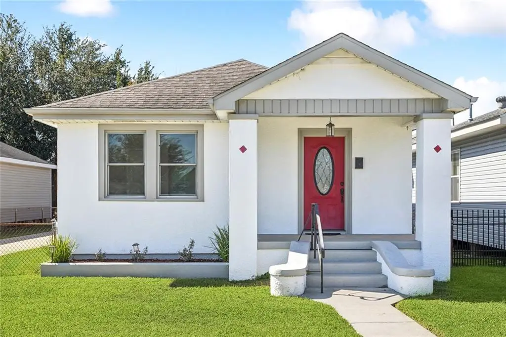 604 Macarthur Avenue, Harvey, LA 70058 - Image #1
