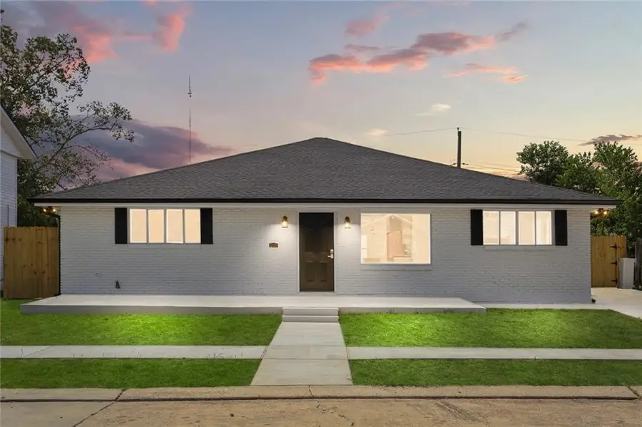 310 Amapola Circle, Terrytown, LA 70056 - Image #2