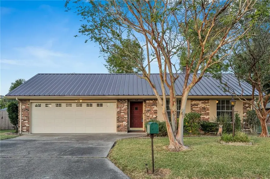 102 Flowerwood Court, Luling, LA 70070 - Image #2