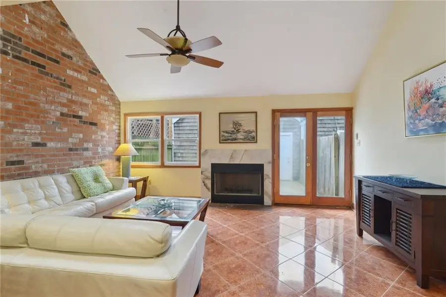 17 Spinnaker Lane, New Orleans, LA 70124 - Image #2