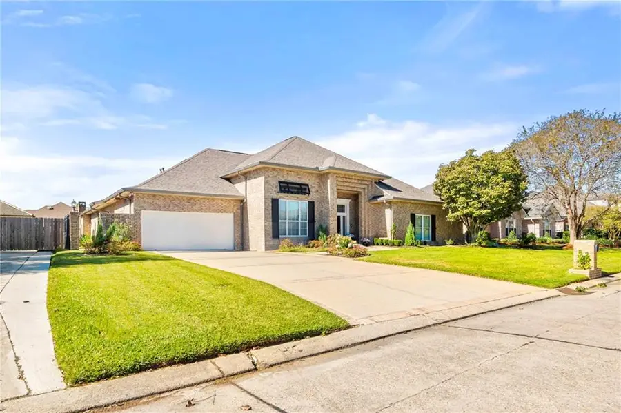 26 Oak Alley Boulevard, Marrero, LA 70072 - Image #2